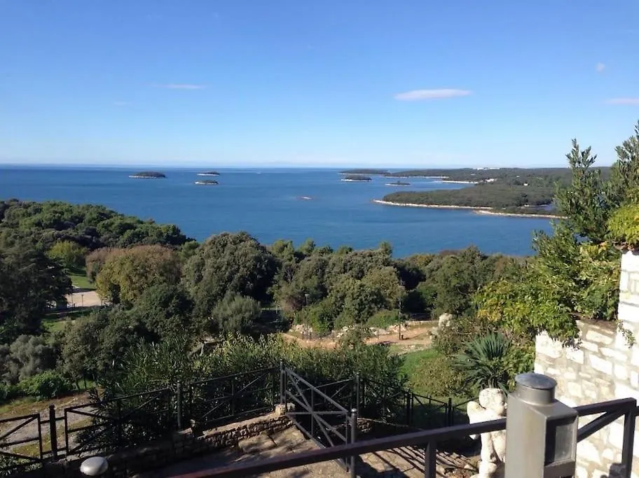 Semesterbostad Charming Holiday House In Vrsar